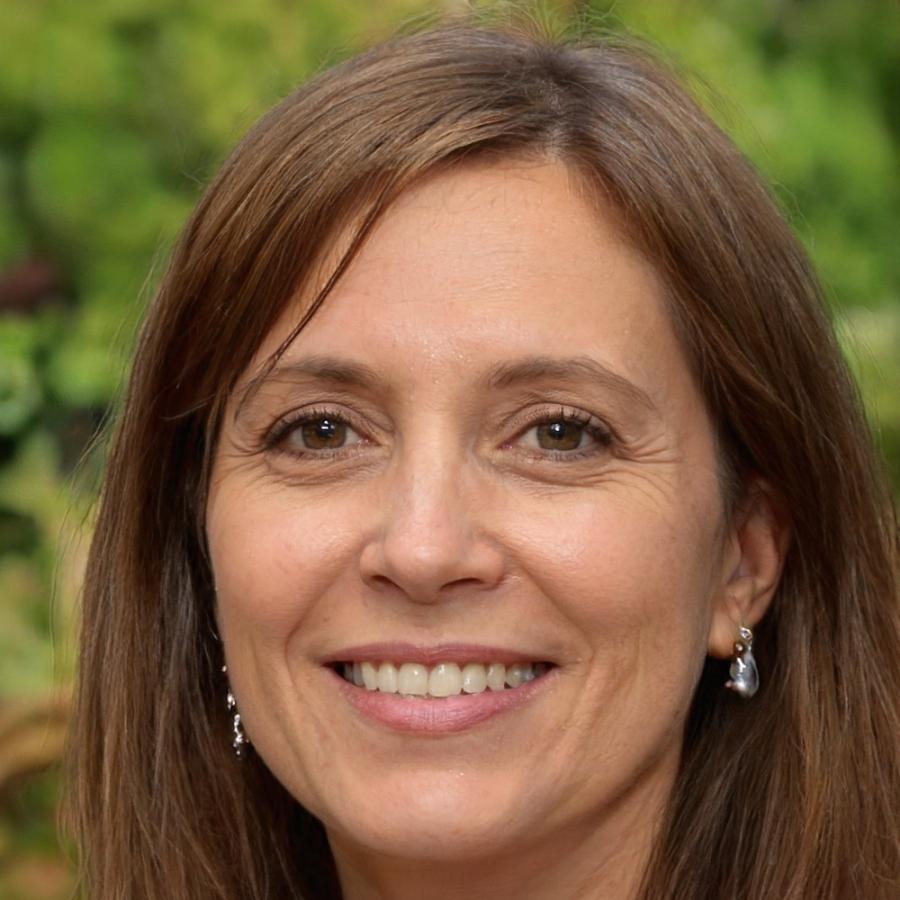 Roxana Moldoveanu - Director Strategic Financial
